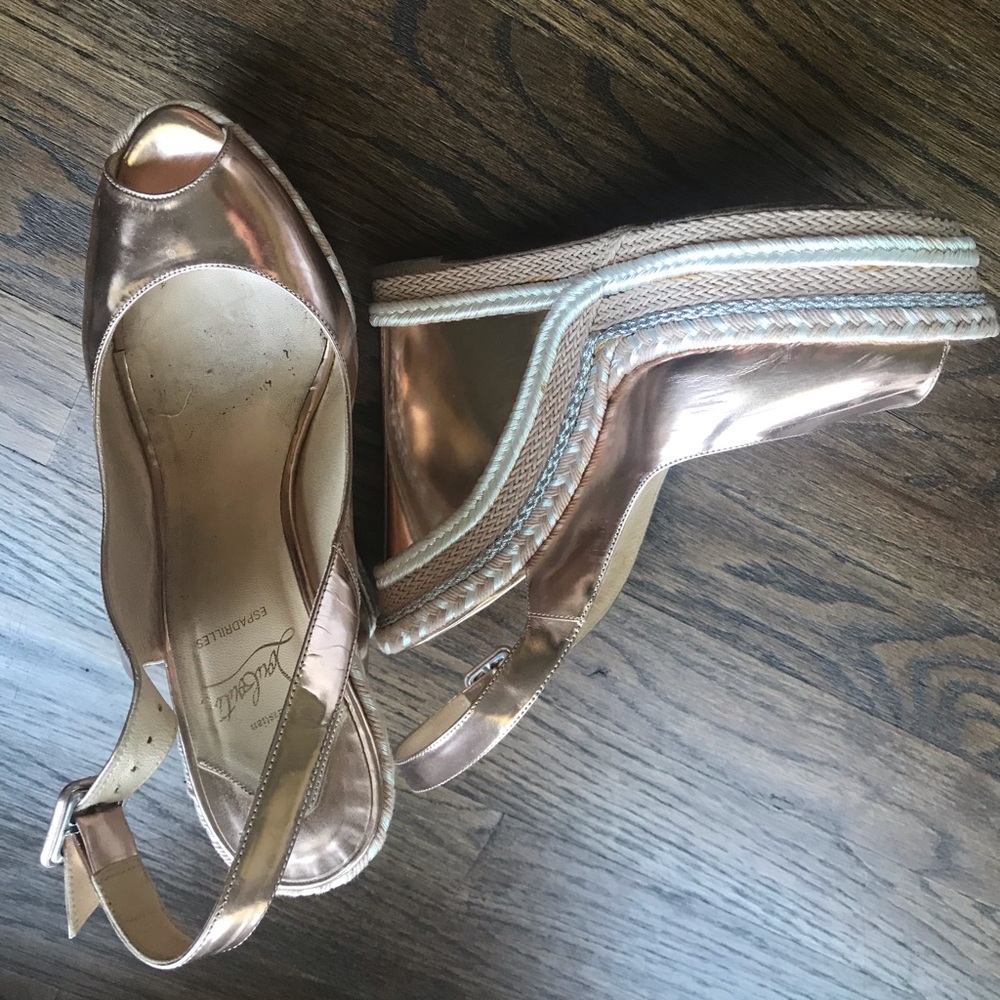 Christian Louboutin  Sandals. ROSE COLOR